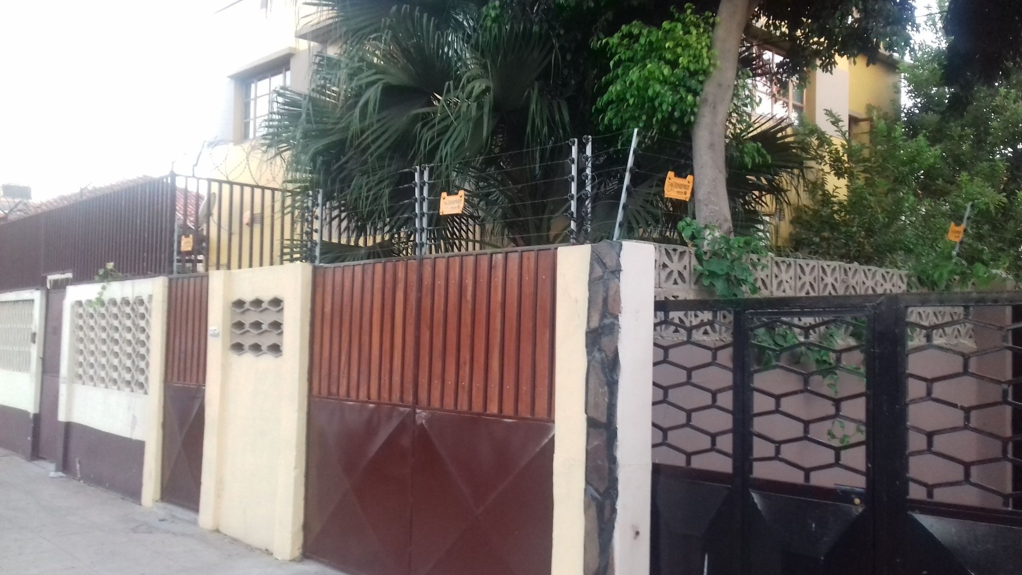 Marien Ngouabi Serviced T0 Chalet Maputo Exterior foto
